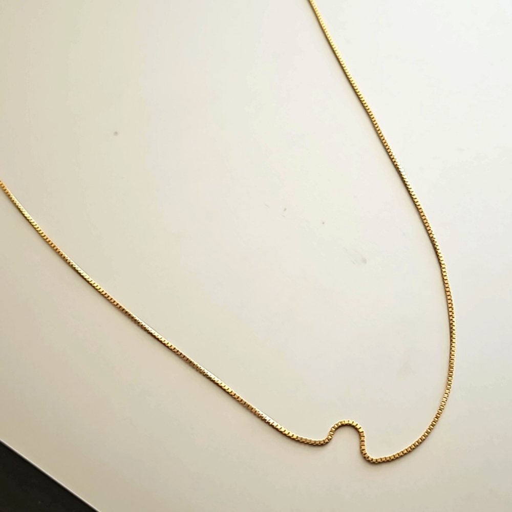 14kt yellow gold, 24" box chain